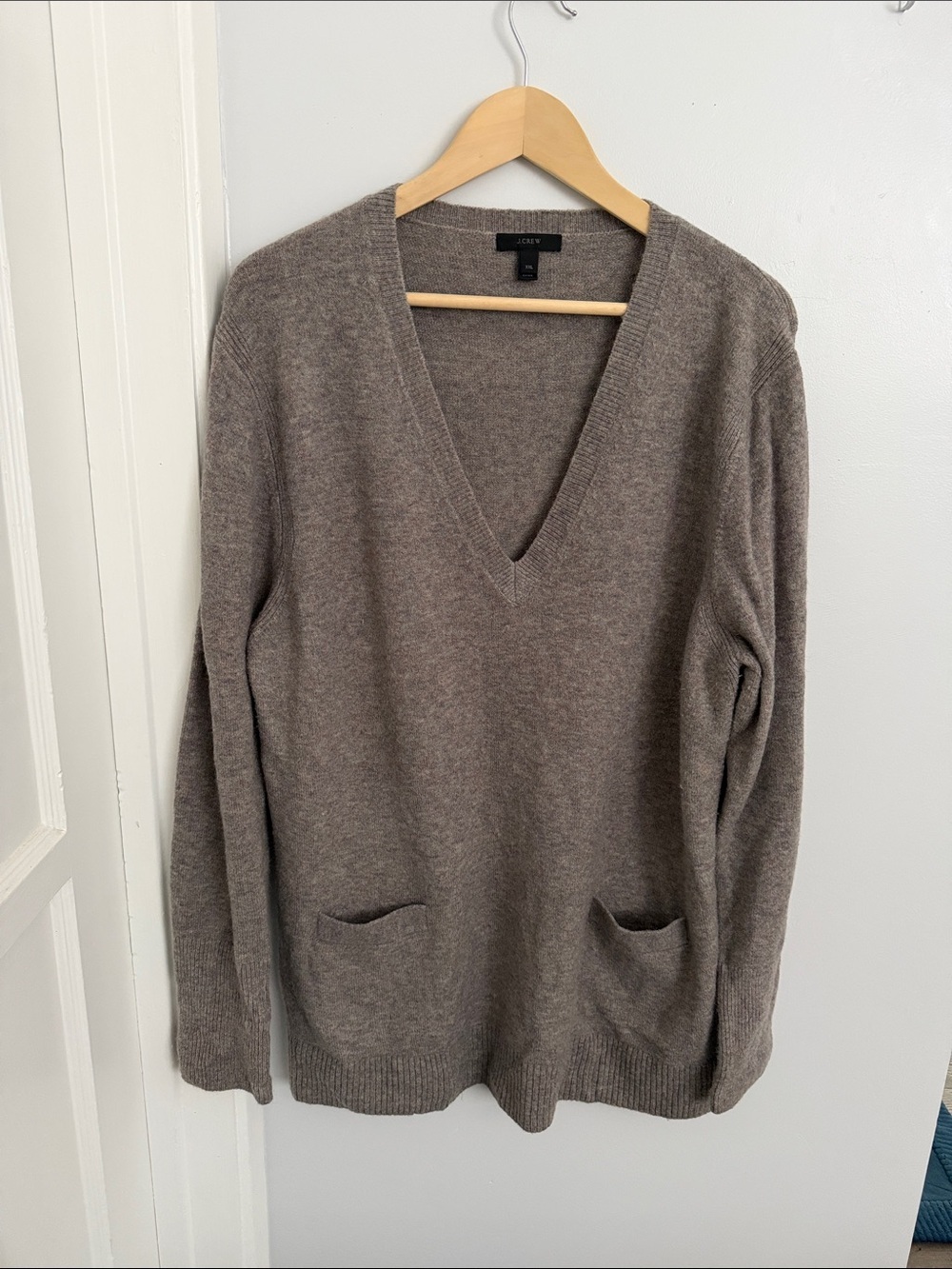 J. Crew brown Merino V-Neck Sweater with N size XXL
